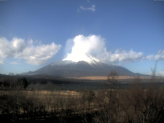 山中湖からの富士山