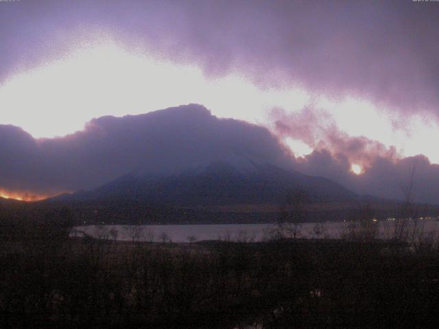 山中湖からの富士山