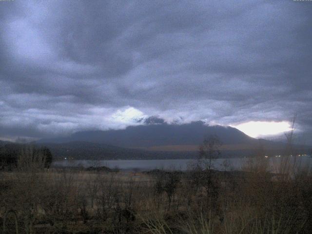 山中湖からの富士山