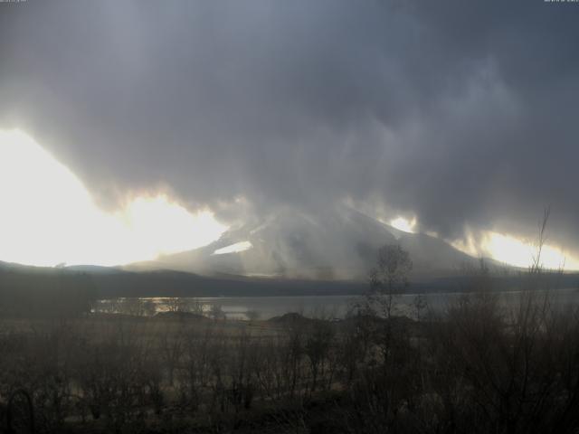 山中湖からの富士山