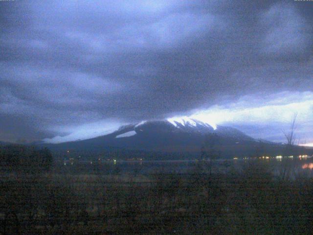 山中湖からの富士山