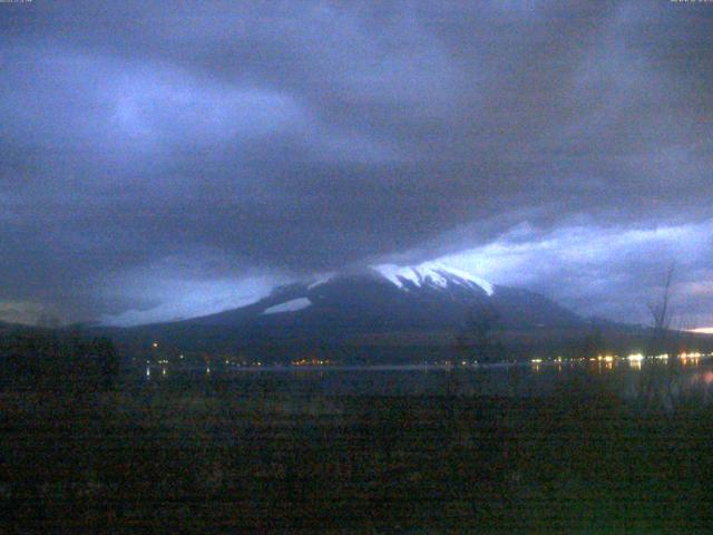 山中湖からの富士山