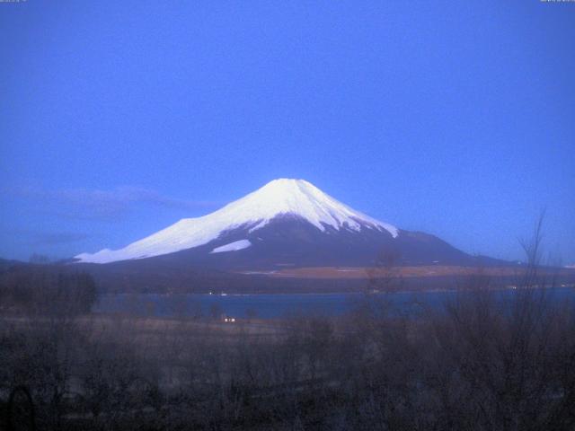 山中湖からの富士山