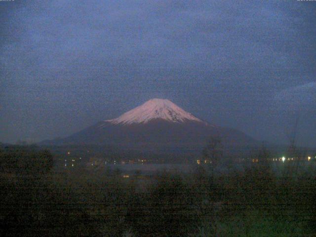 山中湖からの富士山