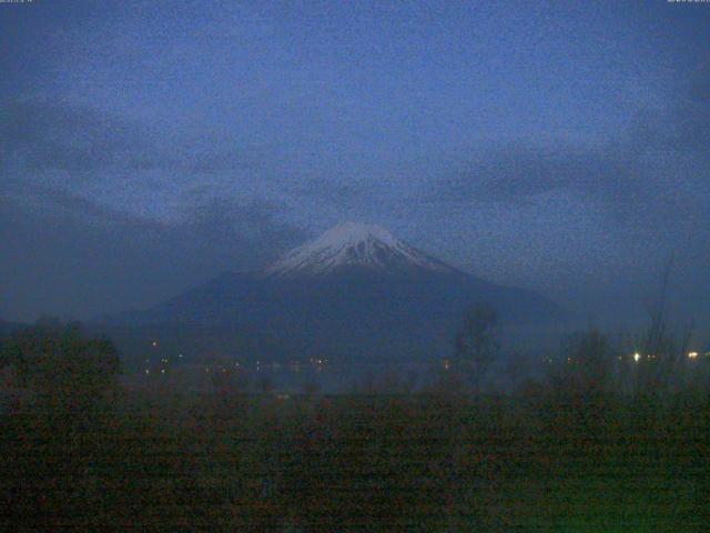 山中湖からの富士山