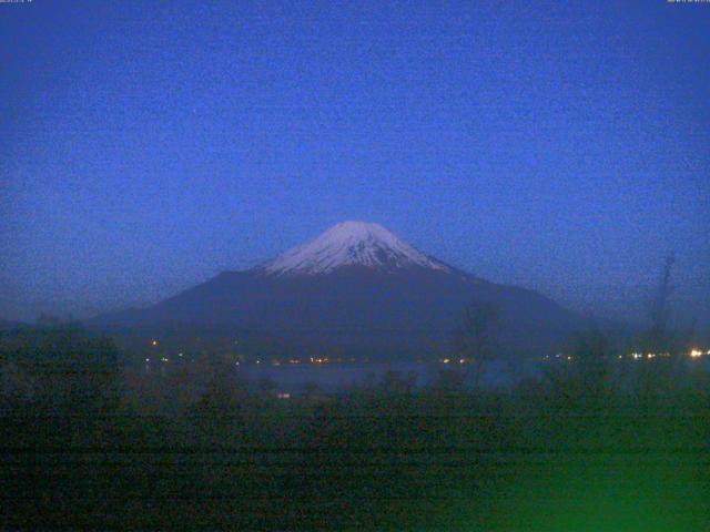 山中湖からの富士山