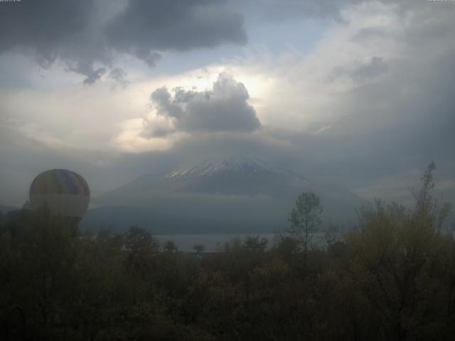 山中湖からの富士山