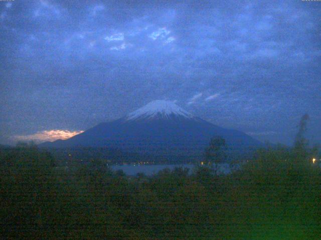 山中湖からの富士山