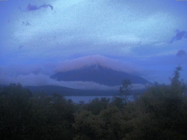 山中湖からの富士山