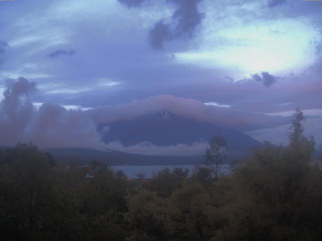 山中湖からの富士山