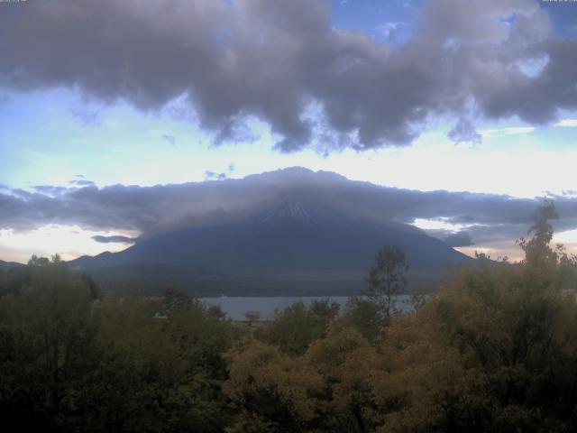 山中湖からの富士山