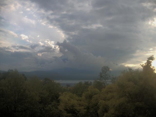 山中湖からの富士山