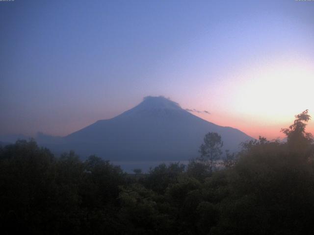 山中湖からの富士山