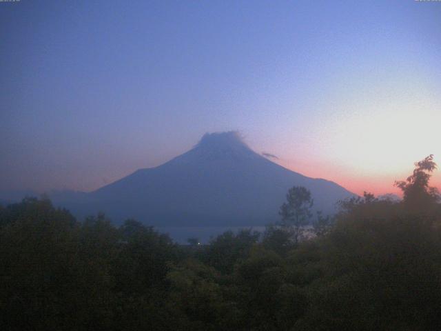山中湖からの富士山