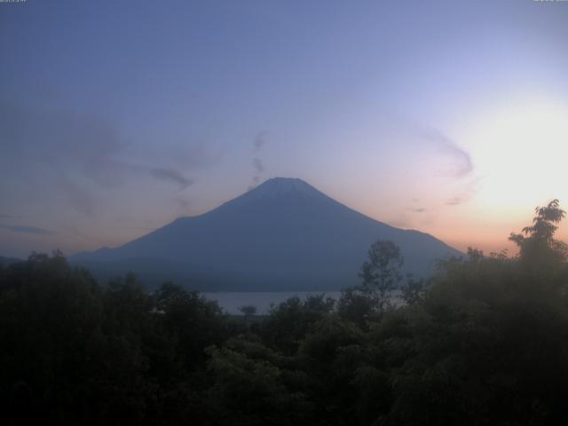 山中湖からの富士山