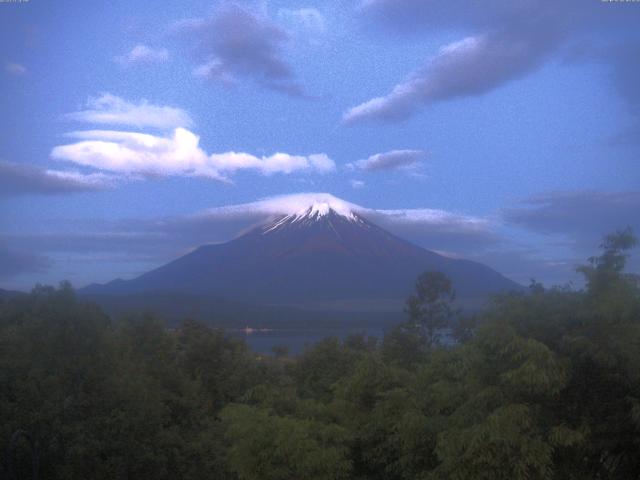 山中湖からの富士山