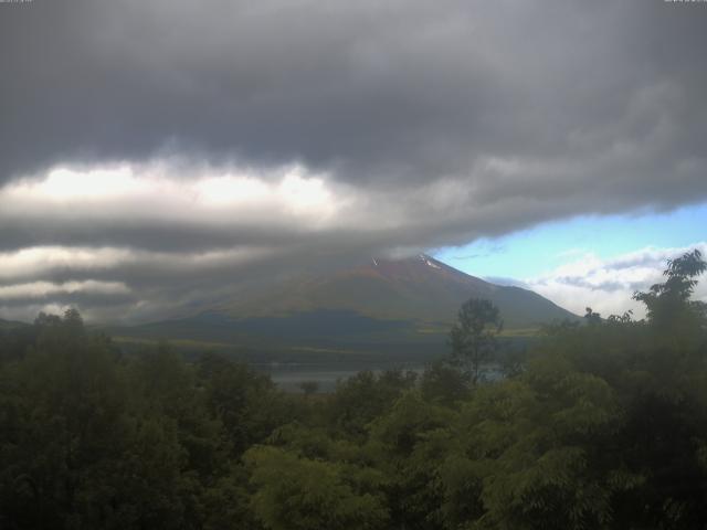 山中湖からの富士山
