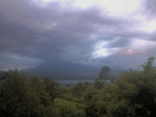 山中湖からの富士山