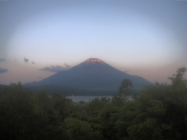 山中湖からの富士山
