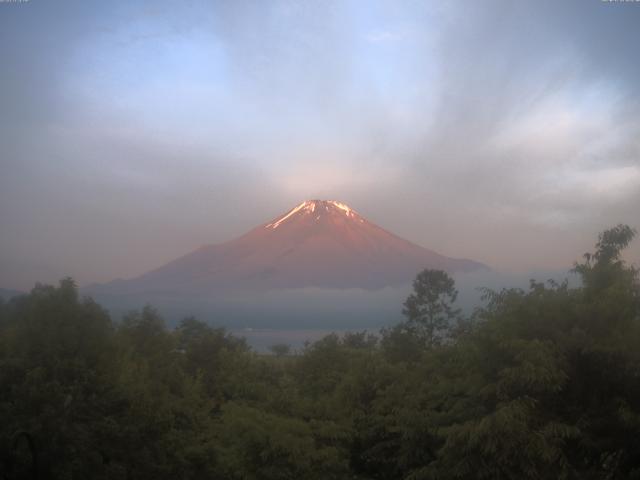 山中湖からの富士山