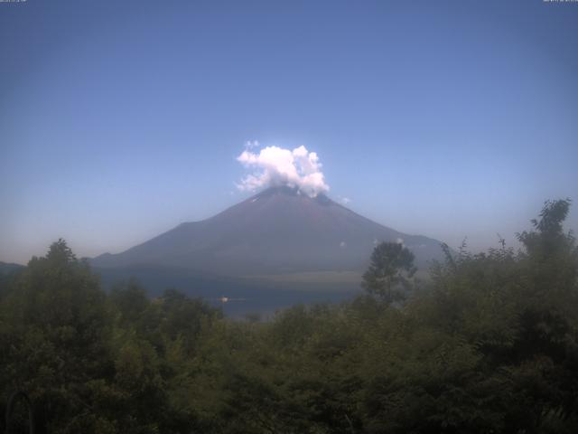 山中湖からの富士山