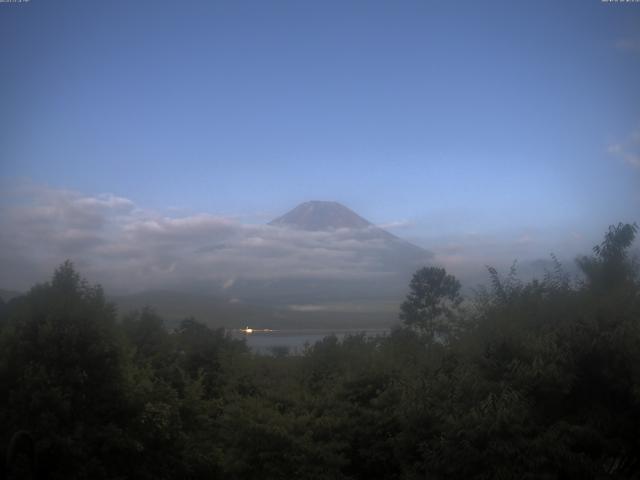 山中湖からの富士山