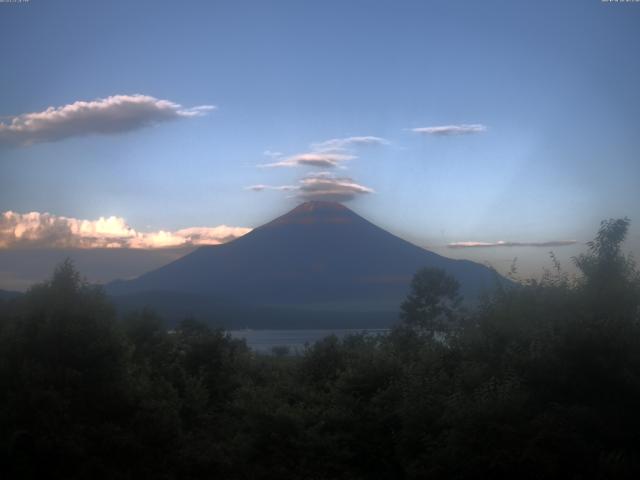 山中湖からの富士山
