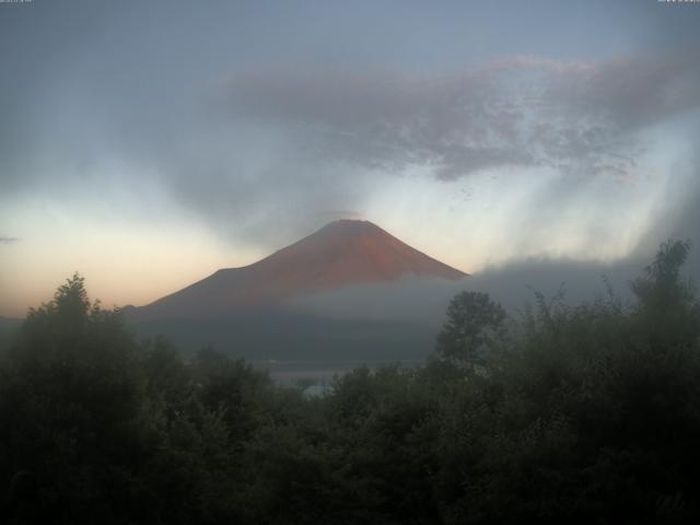 山中湖からの富士山