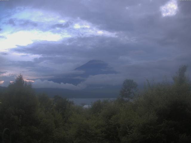 山中湖からの富士山