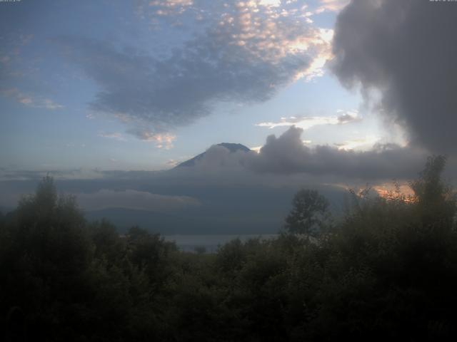 山中湖からの富士山