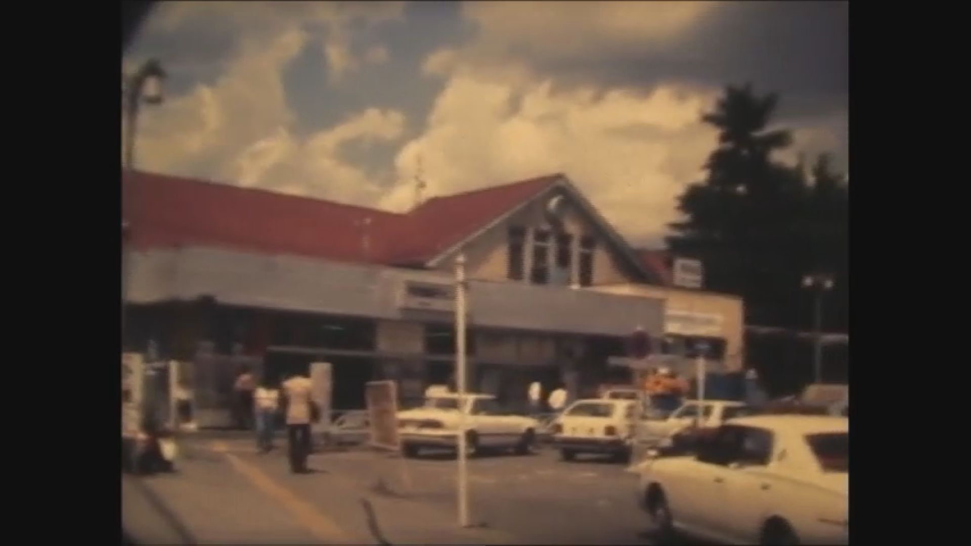 昭和50年代の甲府を写した８ミリフィルム ウッティタウン6丁目 ｕｔｙテレビ山梨