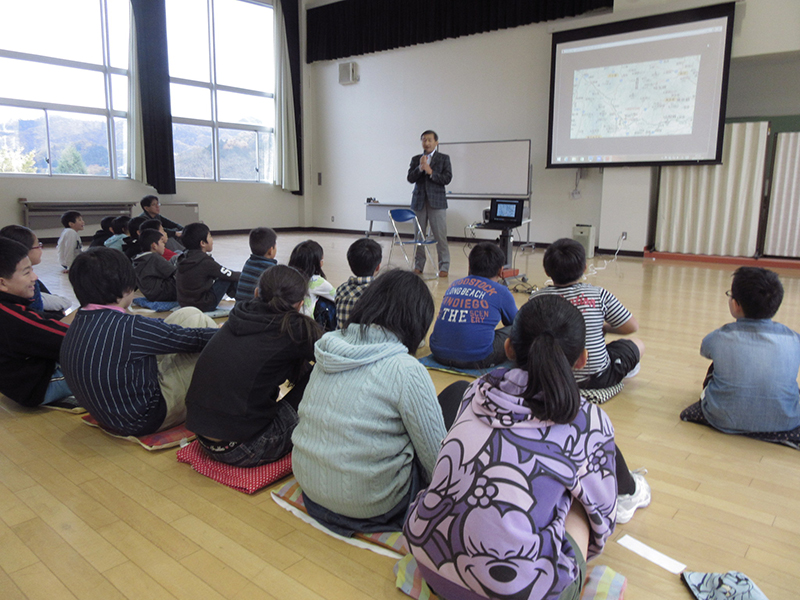 11月19日（木）大月市立七保小学校（大月市）